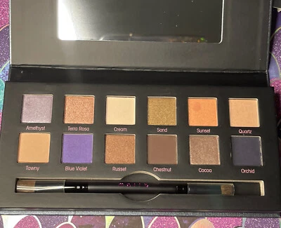 Mally AGELESS EYES EYESHADOW PALETTE VI DUAL ENDED BRUSH 12 Assorted Shades NIB - Image 1 of 4