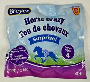 Breyer Horse Crazy Surprise Series 4 Stablemates 1;32 New Sealed Mystery Bag 4+ - Imagen 1 de 2