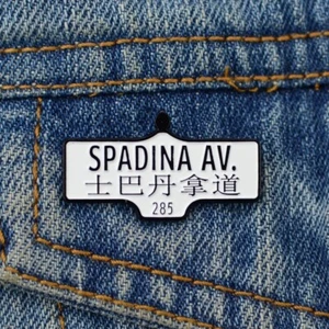 SPADINA AVE ENAMEL PIN - toronto acorn street sign chinatown lapel NEW - Picture 1 of 1