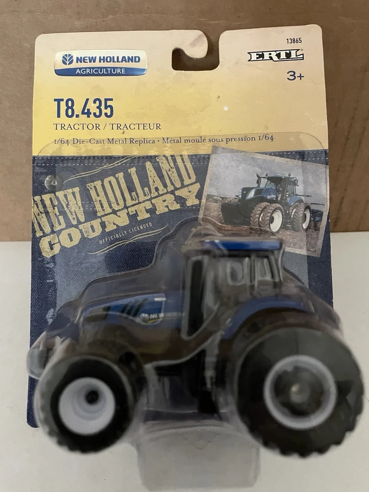 1/64 New Holland T8.435 Tractor W/Duals All Around, ERTL 13865 - Image 1 of 1