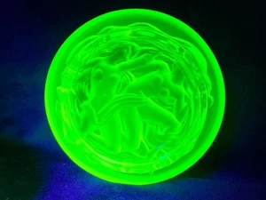 Uranium Glass Naked Lady Covered Trinket Dish Frosted Vaseline Czech Glows New - Picture 1 of 17