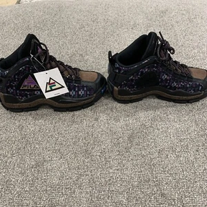Fila Grant Hill 2 Exterior Negro/Pinecone/Púrpura Eléctrico Talla US 4 - Imagen 1 de 10