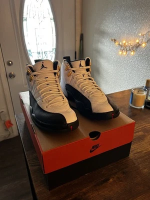 Taxi Air Jordan 12 Retro 2025 Foto 1 de 4
