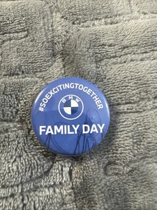 Promotional BMW Pin #So Exciting Together Family Day - Picture 1 of 2