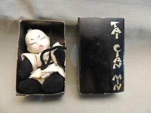 EL Greco small doll Tai- Cian- Min Linea d' oro modele depose prevete - Picture 1 of 10