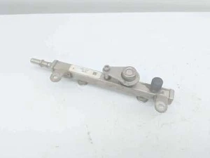 19 Polaris RZR 900 Fuel Injector Rail Without Injectors - Picture 1 of 8