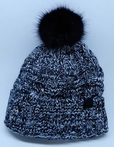 SOMBRERO DE PUNTO BLANCO Y NEGRO VICTORIA'S SECRET CON LANA POMPÓN IMITACIÓN NEGRO INTERIOR NUEVO - Imagen 1 de 11