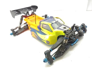 Team Associated RC8T4 T4 1/8 Nitro Competition Racing Truggy Roller Slider Chass - Picture 1 of 10