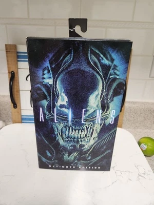 NECA Aliens Ultimate Edition - Figura Blue Alien 7" - Totalmente Nueva Foto 1 de 4