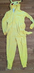 Pokémon Pikachu One Piece One Piece Suit NWT AILMQYJL adult Medium Unisex - Picture 1 of 6
