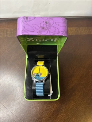 Disney Lilo and Stitch relógio duplo tom amarelo e azul - Accutime - Novo na caixa - Imagem 1 de 3