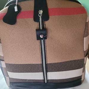 Designer inspirierter karierter Rucksack Geldbörse Canvas, veganes Leder, Reißverschlüsse, Taschen - Bild 1 von 9