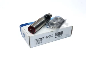 Wenglor HD11PA3 Reflex Sensor with Background Suppression - Picture 1 of 7