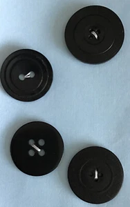 4 - Vintage Large 2-Hole &  4-Hole Black Buttons - Bakelite? Various Sizes - Picture 1 of 2