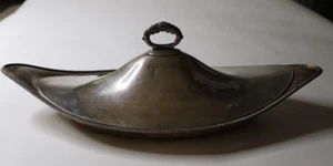 Plato de entrada cubierto enchapado en plata King George I de los Helenos en forma de navette - Imagen 1 de 13