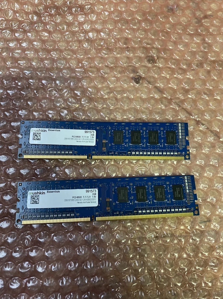 Mushkin Essentials - 991573 - 2x2GB 240-Pin SDRAM DDR3 1333 10666 Desktop Memory - Image 1 of 4