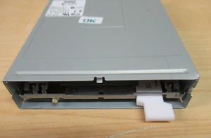Ersatz 3,5" Zoll Diskettenlaufwerk für Amiga 600/1200 ** voll funktionsfähig - Picture 1 of 5