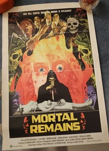Póster original de la película Restos mortales 11x17 pulgadas/foto encontrado raro horror - Imagen 1 de 1