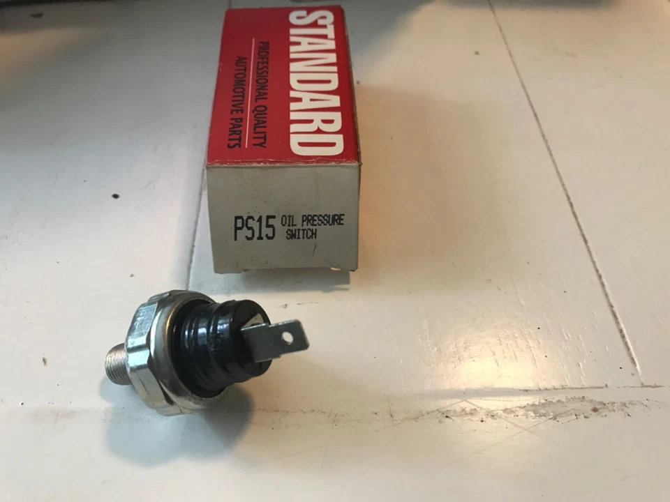 UNIDAD DE ENVÍO DE PRESIÓN DE ACEITE PS15 IHC AMC CHEVY PONTAIC IHC SAAB JEEP MG JAGUAR ECT Foto 1 de 1