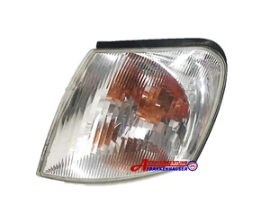 Mitsubishi Space Star DGA 1998-2000 Fendinebbia Sinistro Originale Hella - Picture 1 of 2