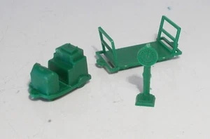 00 Gauge Hornby Electric Parcels Truck & Weigh Scales (A) - Picture 1 of 1