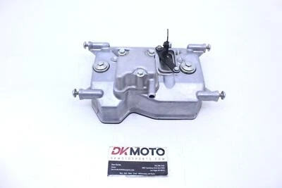 Honda Shadow Spirit 750 2006 fabricante original motor trasero extremo superior cubierta de culata R7.Bx27 Foto 1 de 4