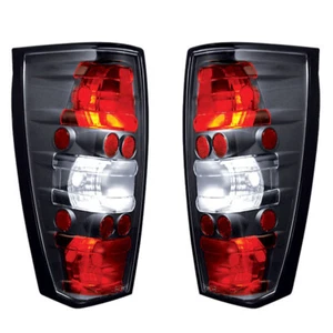 New Euro Tail Light Set For 2002-2006 Cadillac Escalade EXT 15096923 GM2800241 - Picture 1 of 2