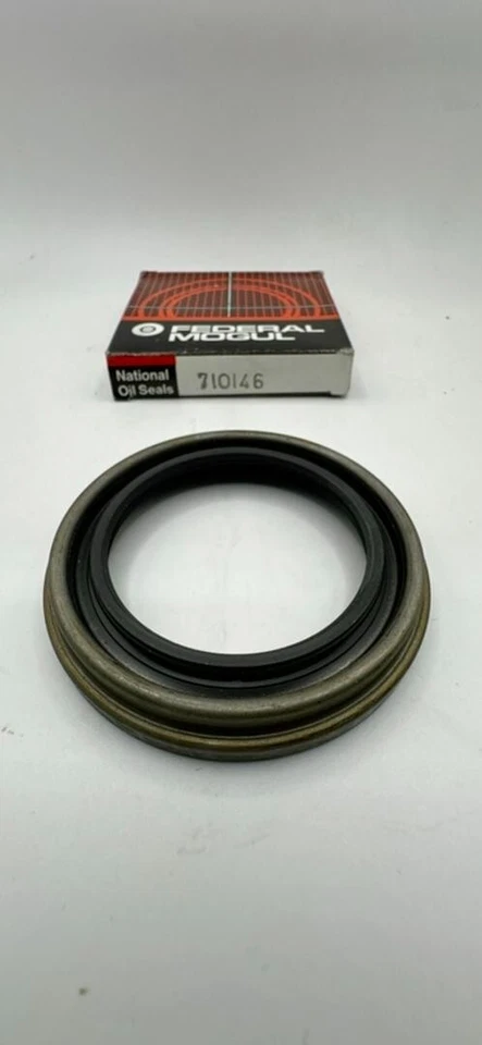 Sello de husillo de eje National 710146 - delantero Dodge Ram 50 1983 - 1993 Raider Mitsu Foto 1 de 2