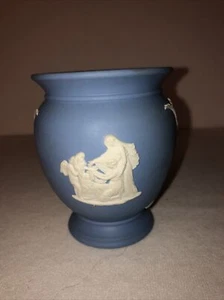 Vintage Wedgwood Blue Jasperware Icarus Vase 4" - Made in England - Picture 1 of 5