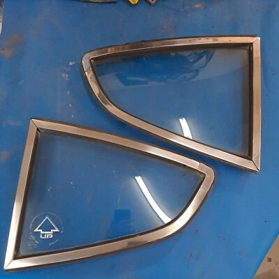 70-78 DATSUN 240Z 260Z 280Z 2 PLAZAS 1/4 VENTANAS CON MOLDURA S/S PIEZAS OEM  Foto 1 de 4