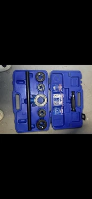 Kit de roscado manual de tubería Westward 4Yr89, 1/2 a 1-1/4 pulgadas Foto 1 de 4