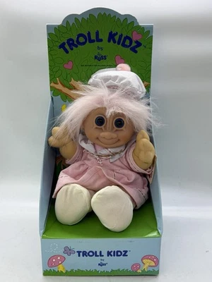 Muñeca de colección Russ Berrie Troll Kidz Buffy 2319 rosa vestido de pelo ojos azules con CAJA Foto 1 de 4