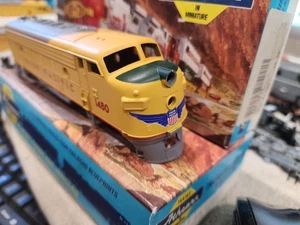 ATHEARN F7 SHELL ONLY HO SCALE LOCOMOTIVE UNION PACIFIC 1480 - Picture 1 of 3