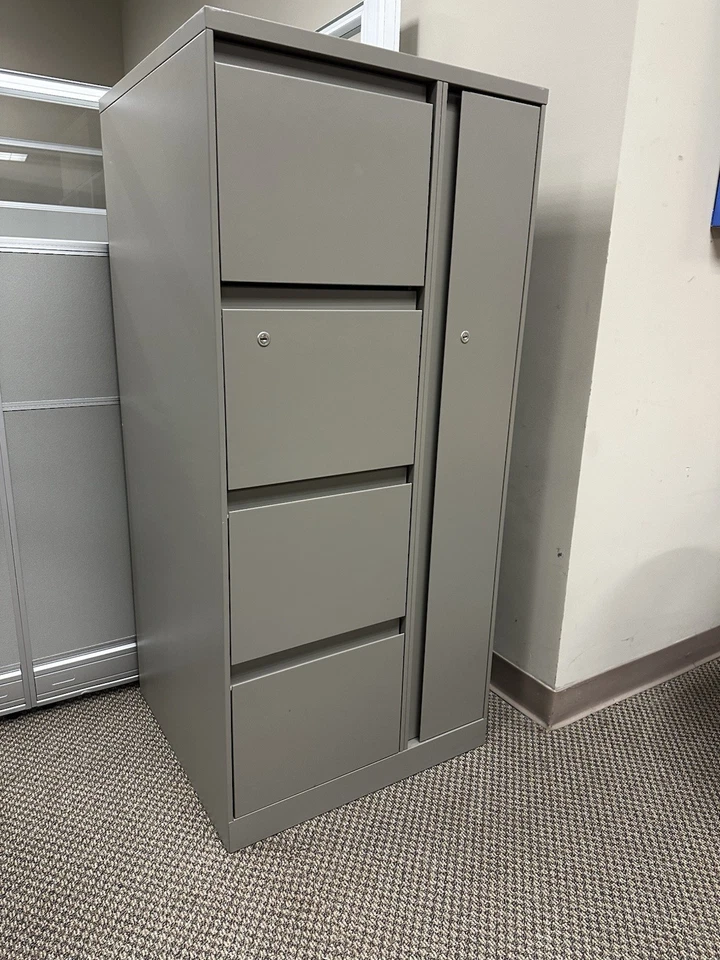 Archivador y archivador torre Steelcase Foto 1 de 4