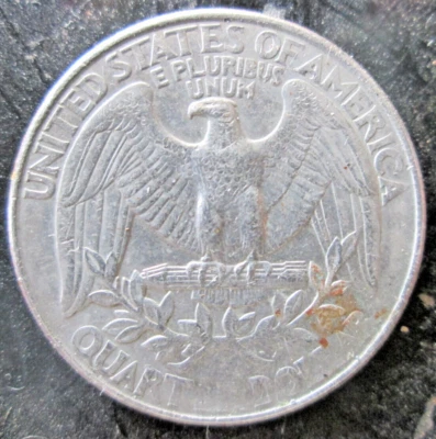 1998-P WASHINGTON, REVERSE GREASE STRIKE ERROR AT "ER", VF CONDITION, CIRCULATED - Image 1 of 2