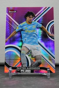 Topps Finest 2022 Paxten Aaronson 65/125 Eintracht Frankfurt No.17 - Bild 1 von 2