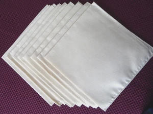SET MIT 8 BRANDNEUEN ECRU LEINEN SERVIETTEN ZUM ABENDESSEN - 17" x 17" - Bild 1 von 1