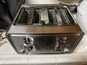 BLACK+DECKER 4 Slice Toaster Stainless Steel USED - TESTED! - Picture 1 of 2