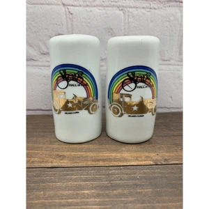 Vintage Stars Hall of Fame Salt & Pepper Shakers, Orlando Florida, NoveltyTaiwan - Picture 1 of 4