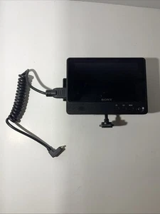 Sony CLM-FHD5 Clip-On 5" Full HD LCD On-Camera Monitor - Picture 1 of 5