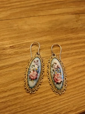 Alte Ohringe Ohrhänger Einhänger Finift Emaille russisch Enamel  Blumenorament  - Bild 1 von 4