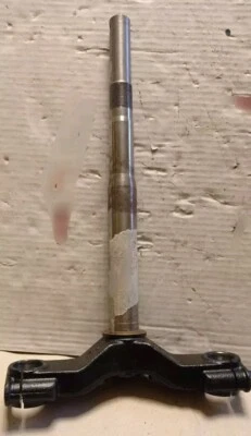 Aprilia Piastra Base sterzo inferiore Scooter SR 50 cc - Immagine 1 di 4