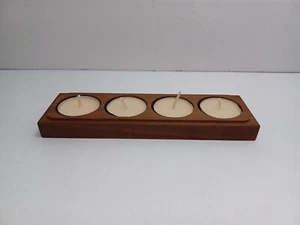 Handgefertigter Teelicht Votivkerzenhalter aus Holz für 4 Teelichter - Bild 1 von 6