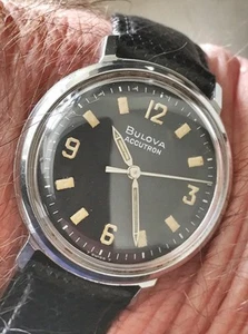 M7 (1967) Swiss Accutron model caliber 214, heavy lumen, running & keeping time - Picture 1 of 8