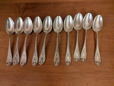 10-ВИНТАЖНЫХ МЕЖДУНАРОДНЫХ СЕРЕБРЯНЫХ ЧАЙНЫХ ЛОЖЕК СТАРОЙ КОЛОНИИ 1911 5-7/8"" - Изображение 1 из 4