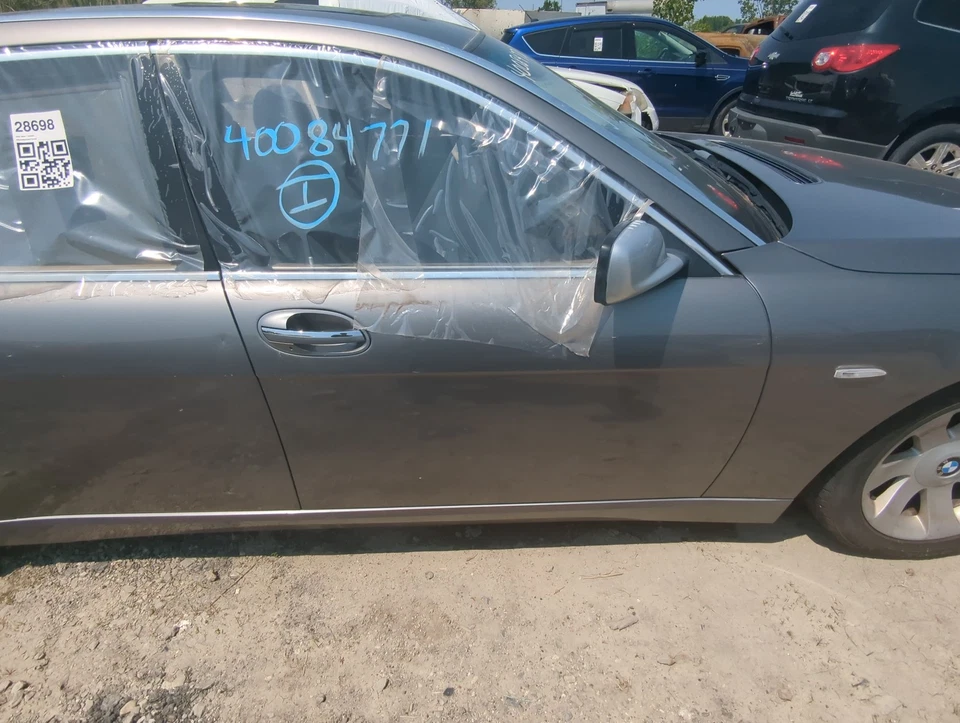 Bmw 750li Passenger Front Door Oem QP7ET - Imagem 1 de 1