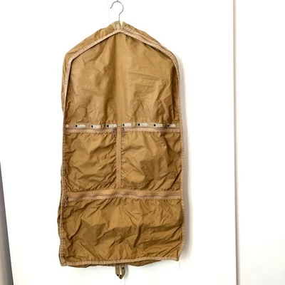 Bolso de viaje vintage LeSportsac de nailon tostado hecho en EE. UU. Foto 1 de 4