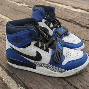 Nike air Jordan Legacy Just Don Blue 2018 Size 6.5 aq4160 104 Streetwear - Picture 1 of 22