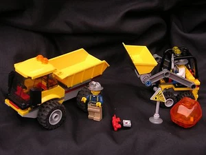 LEGO CITY, LOADER & TIPPER SET #4201 - Picture 1 of 9