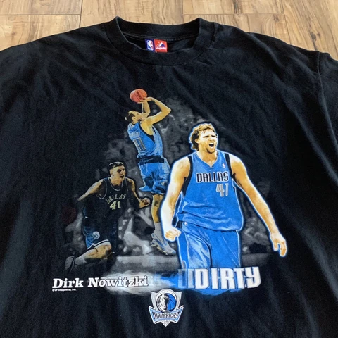 Vintage Majestic Dirk Nowitzki Dallas Mavericks T-Shirt Men’s XL Cover